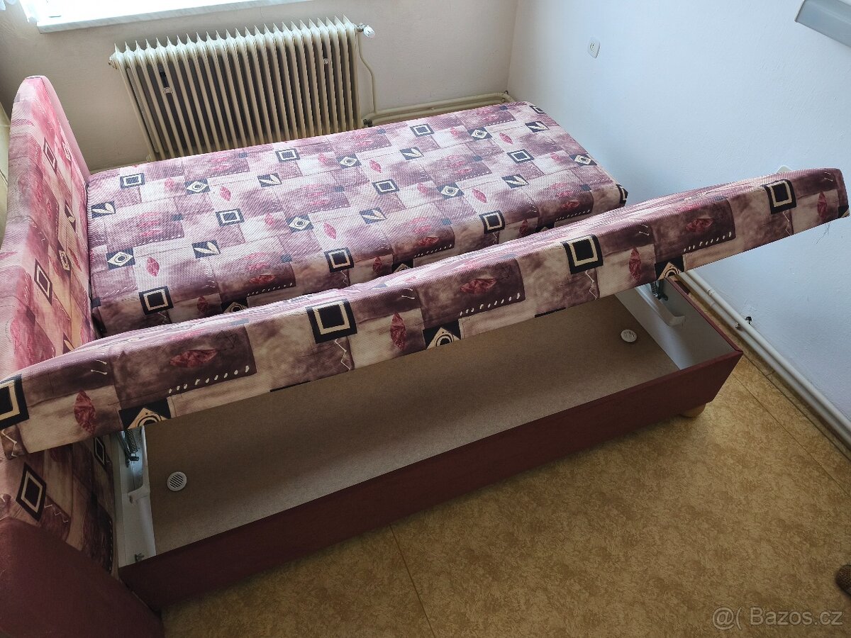 Prodám postel - válendu - 4