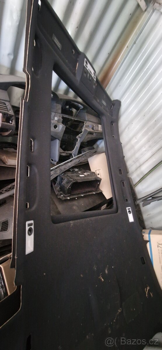 černý strop e61 - 4