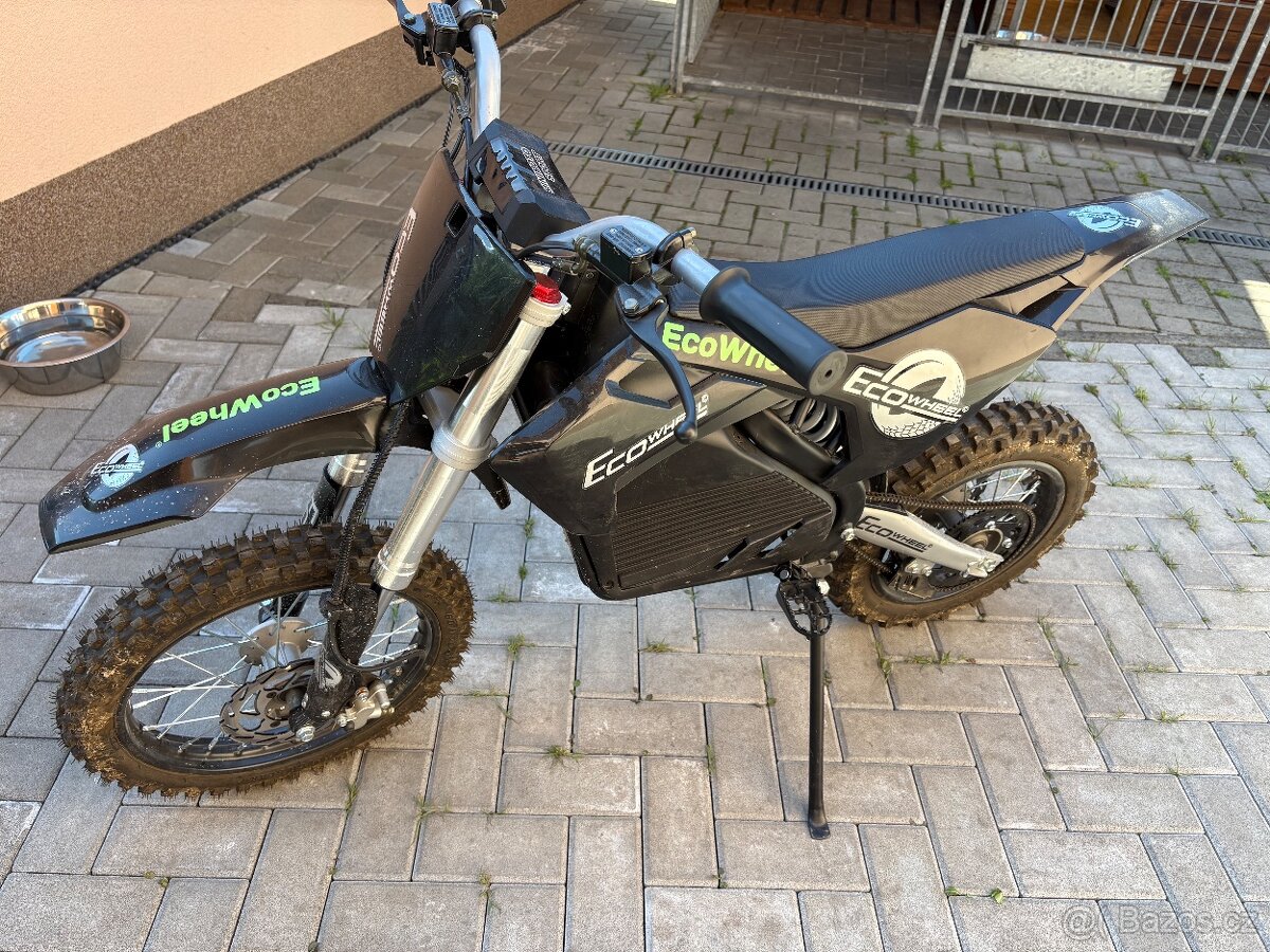 Elektrický pitbike motorka EcoWheel Pilar 1600W 14Ah