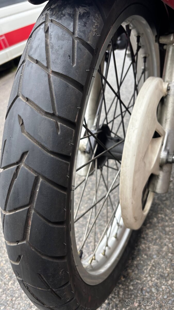 Kawasaki KLE 500