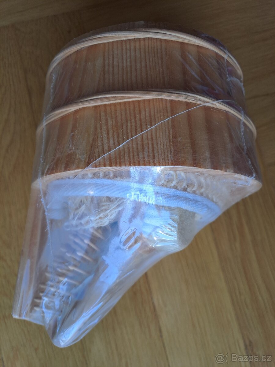 Dřevěná toaletní souprava - 4