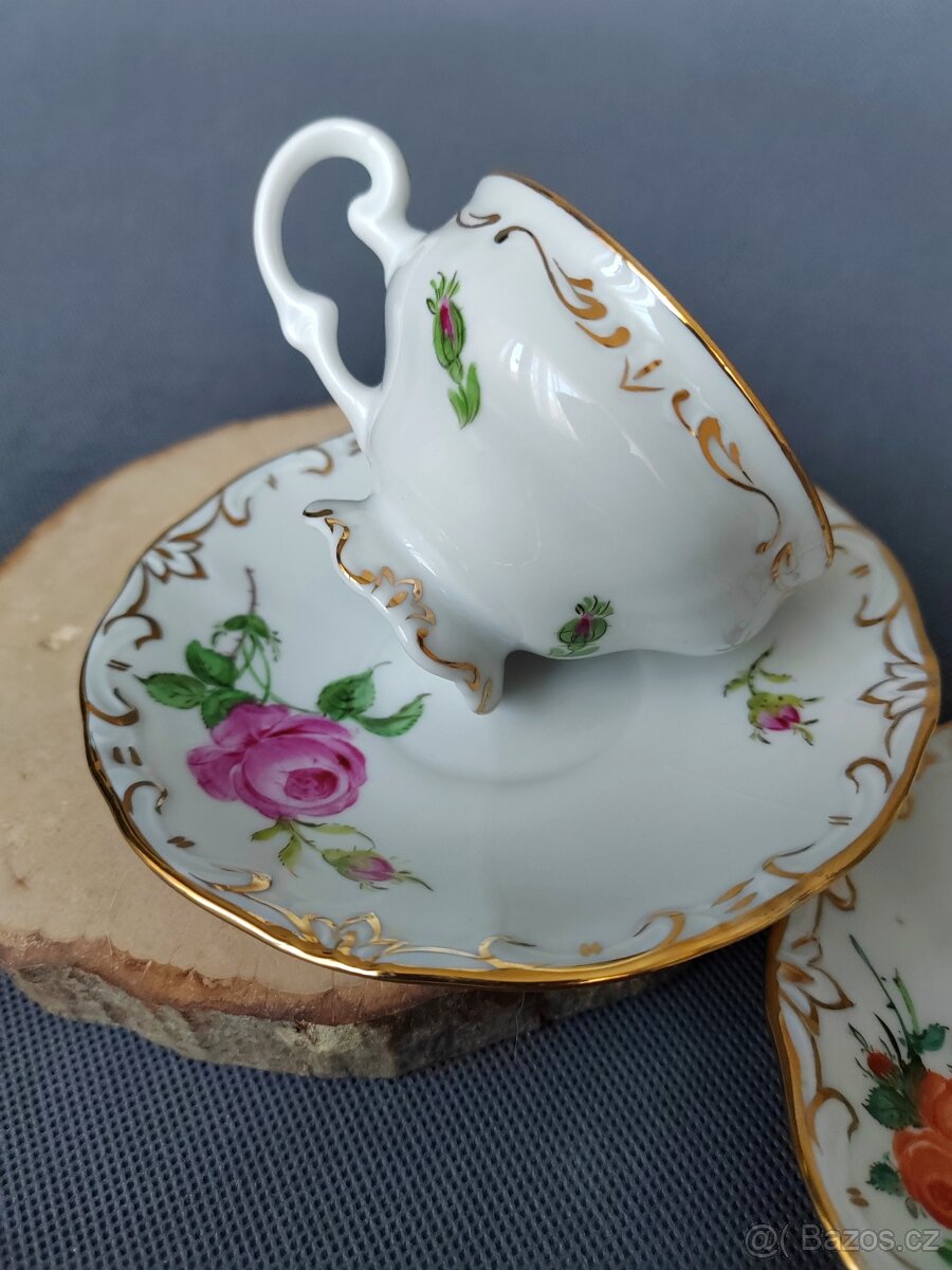 Krásný set porcelánových mokka šálků s podšálkem - 4