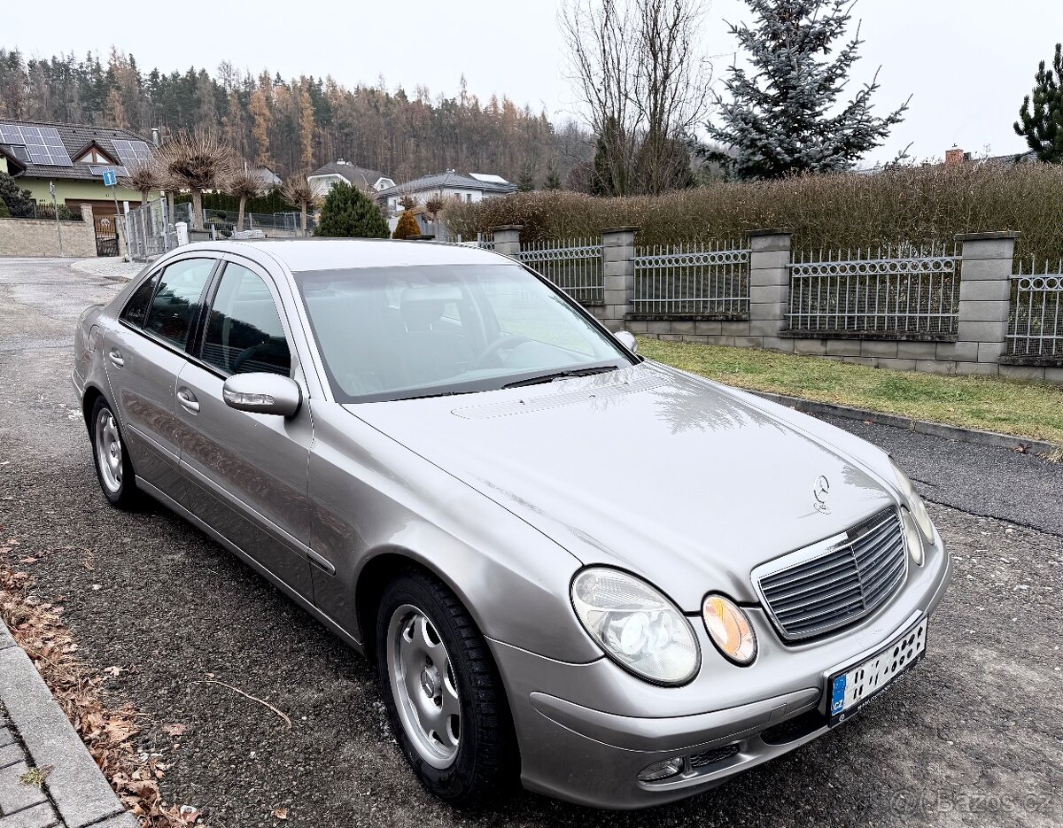 Mercedes-Benz E220 CDI (W211) 110 kW, automat, ČR. - 4