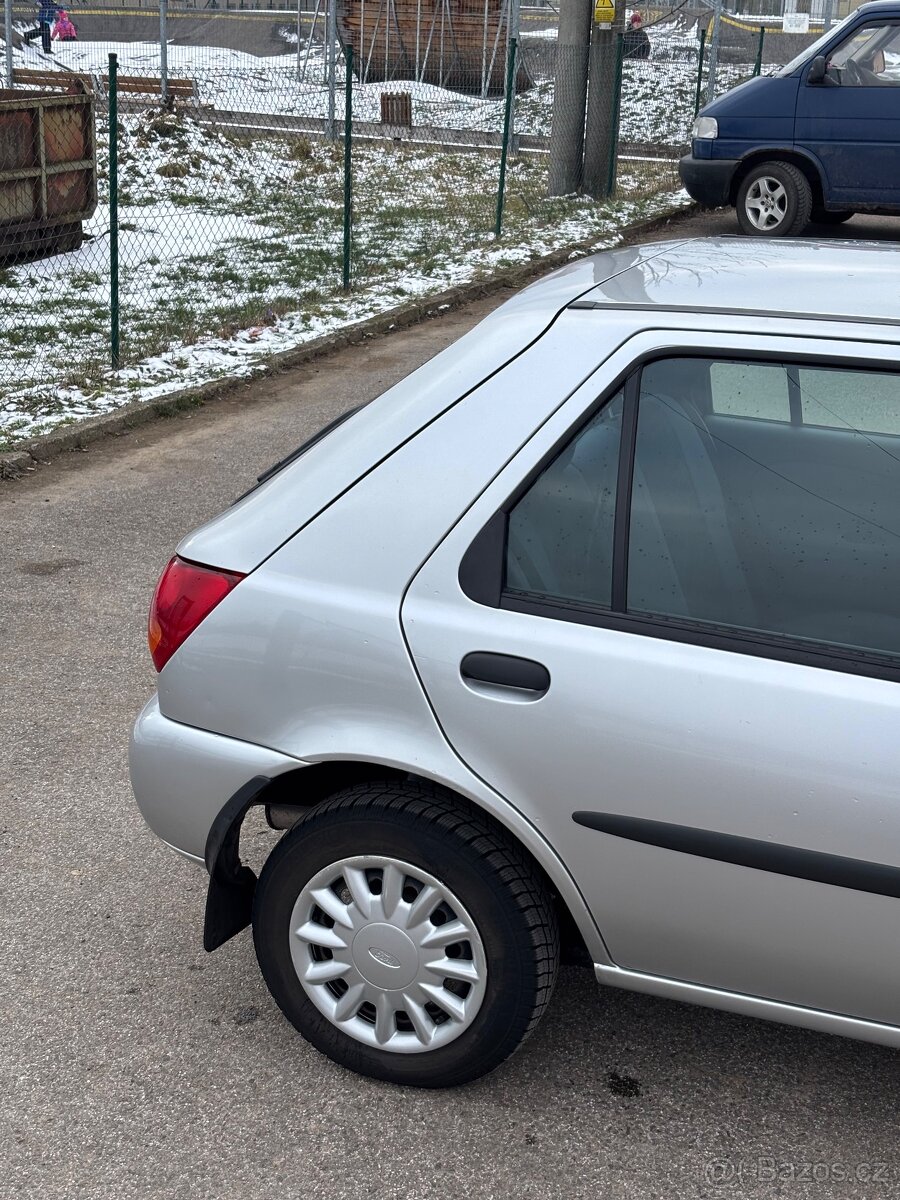 Ford Fiesta Flair 1.3 1998 - 4