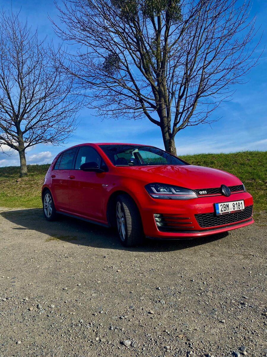 Prodám VW Golf mk7 GTI - 4