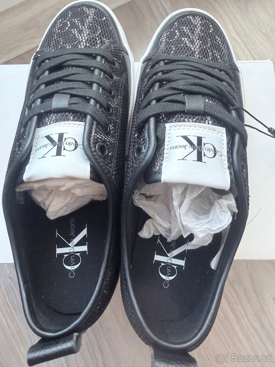 Nové tenisky na platformě Calvin Klein - 4