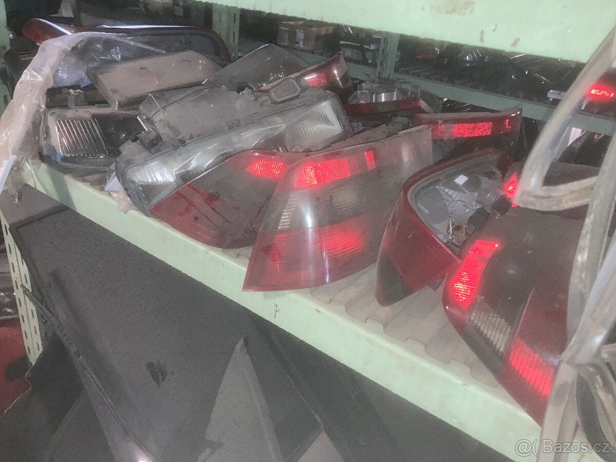 Prodám karoserii Opel Calibra - 4