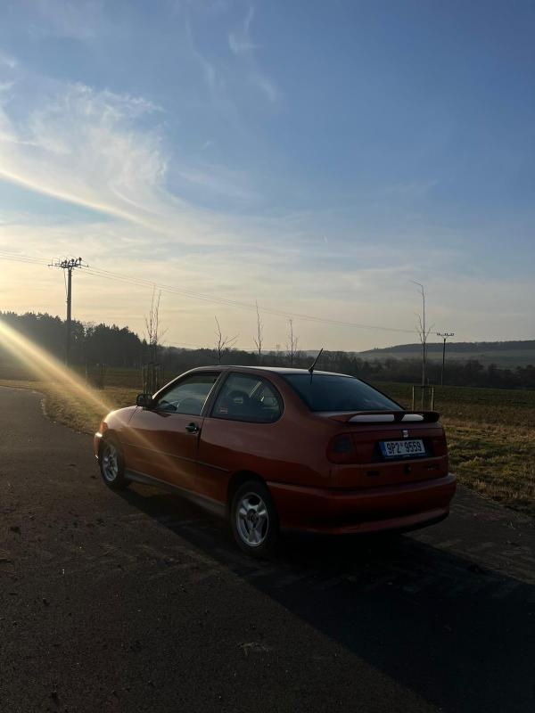 Seat Cordoba sx 1.6 55kw - 4