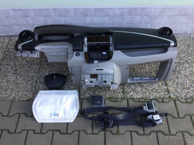 Renault Zoe airbagy+chladiče - 4