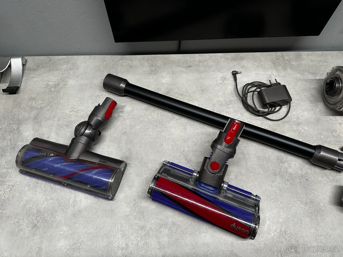 Používaný vysavač Dyson V11 Advanced - 4