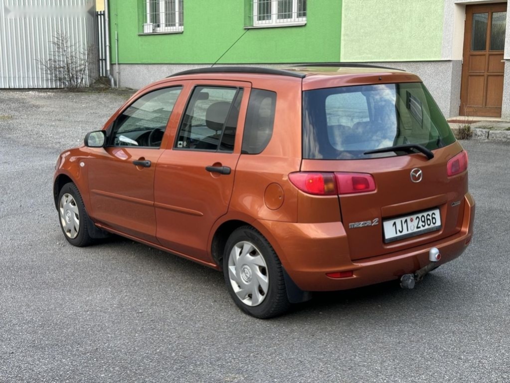 Mazda 2 - 4