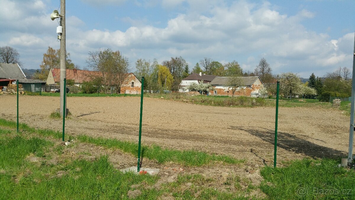 Prodam pozemek 1313m2 - 4