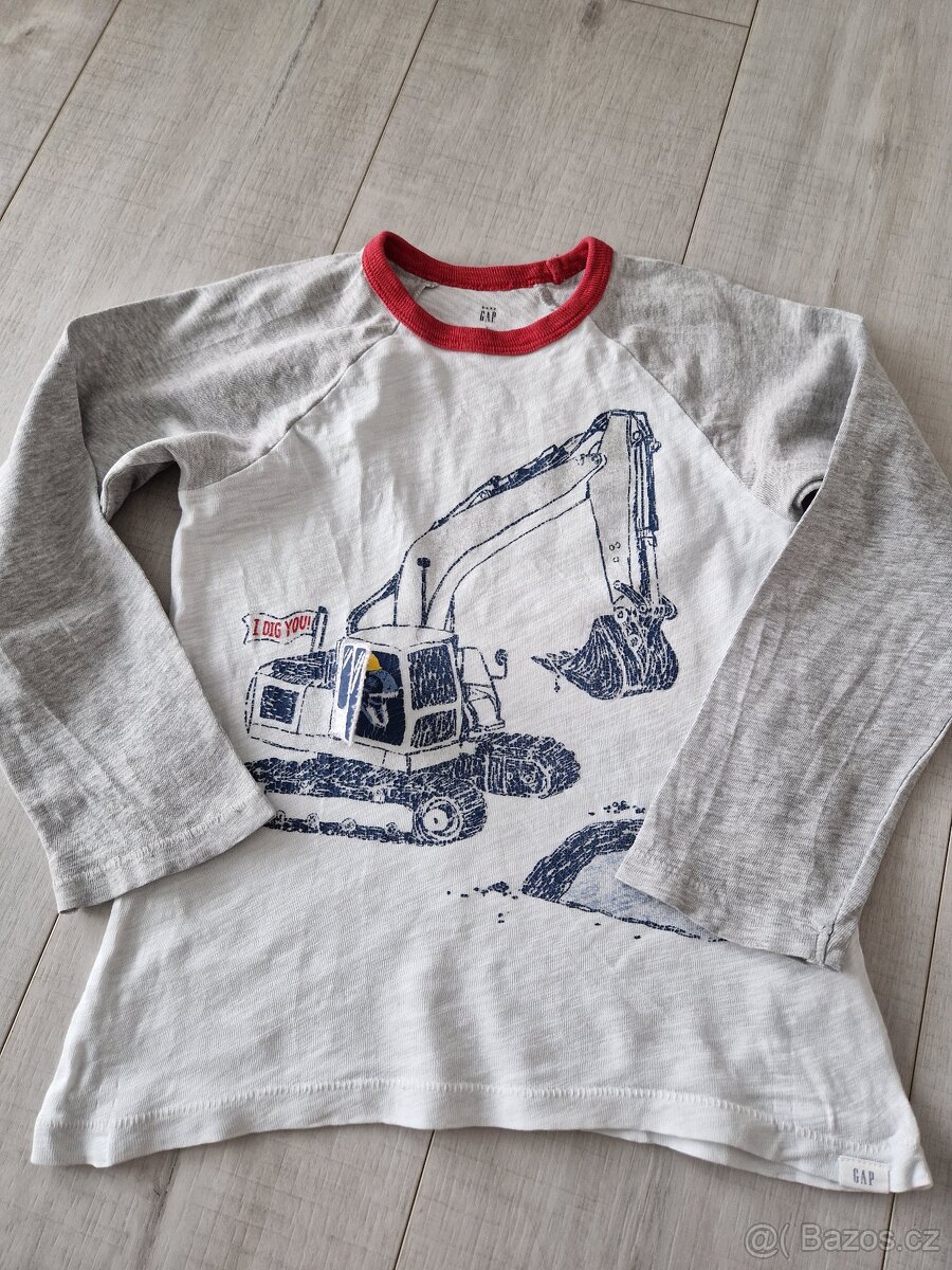 Tričko Gap s bagrem a 🦖 , vel.5 let - 4