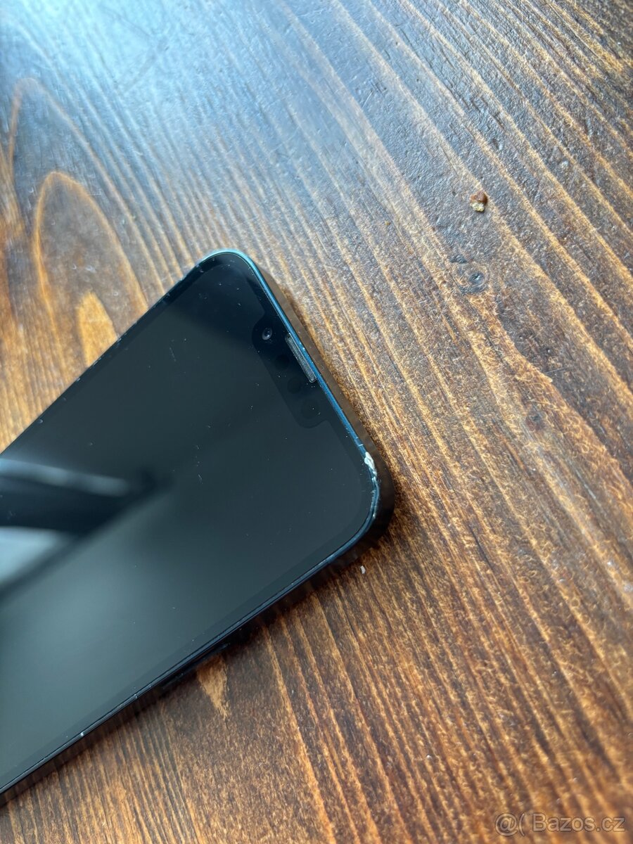 Prodam iPhone 13 128GB - 4