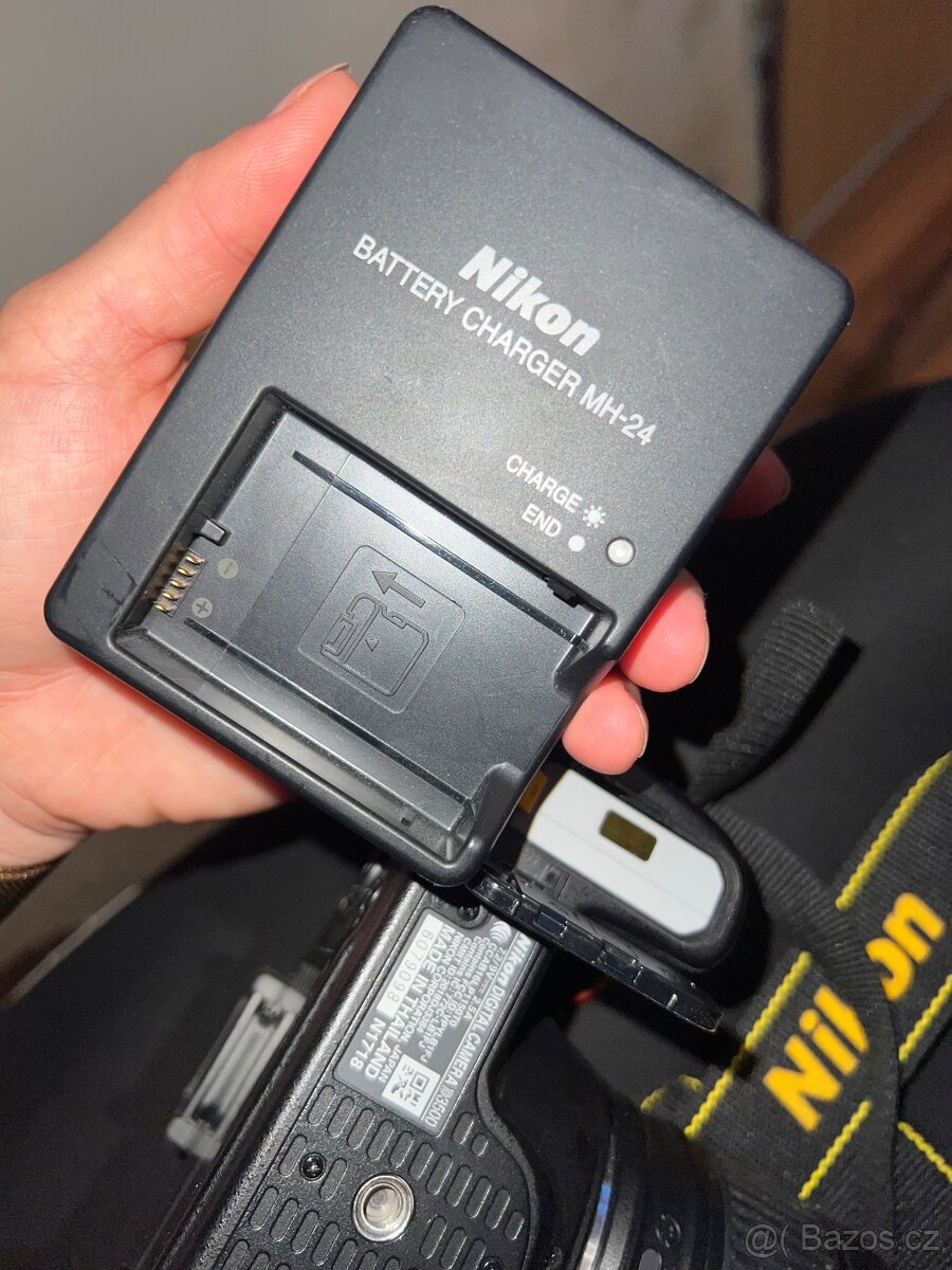 NIKON D3500 - 4