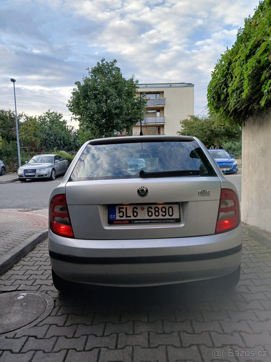 Fabia - 4