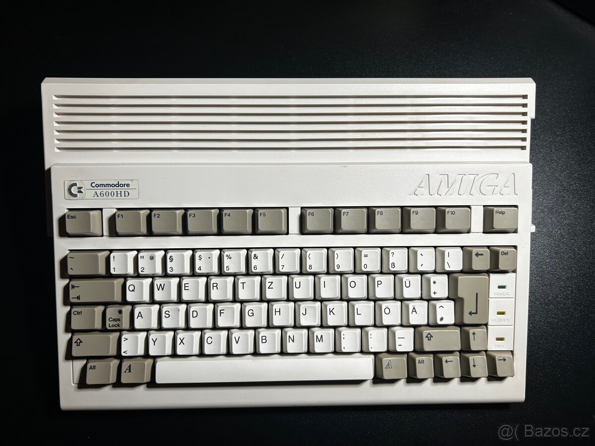 Commodore Amiga 600HD + příslušenství, originální krabice - 4