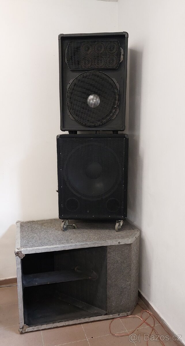 Zesilovače 2x, Reprobedny 4x, subwoofer 1x - 4
