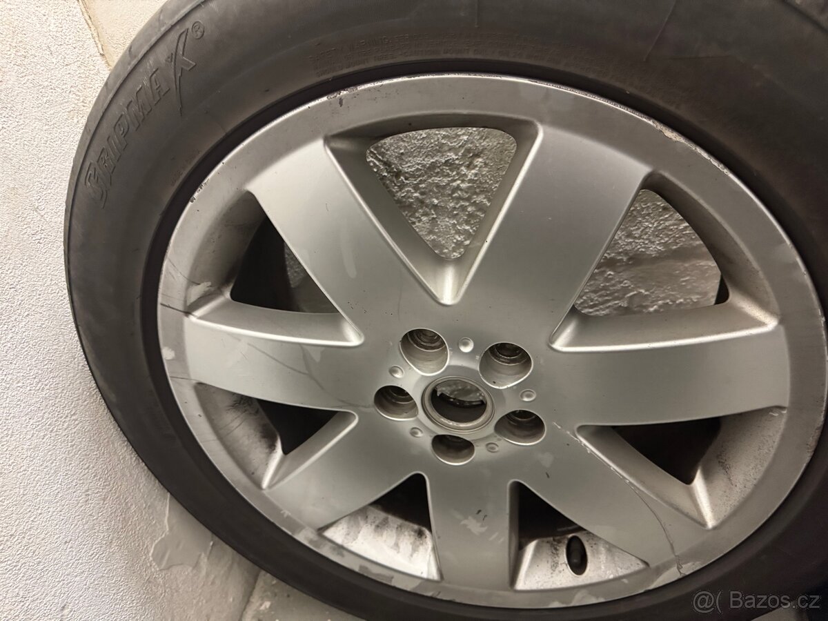 Kola R20 včetně pneu z Range Roveru L322