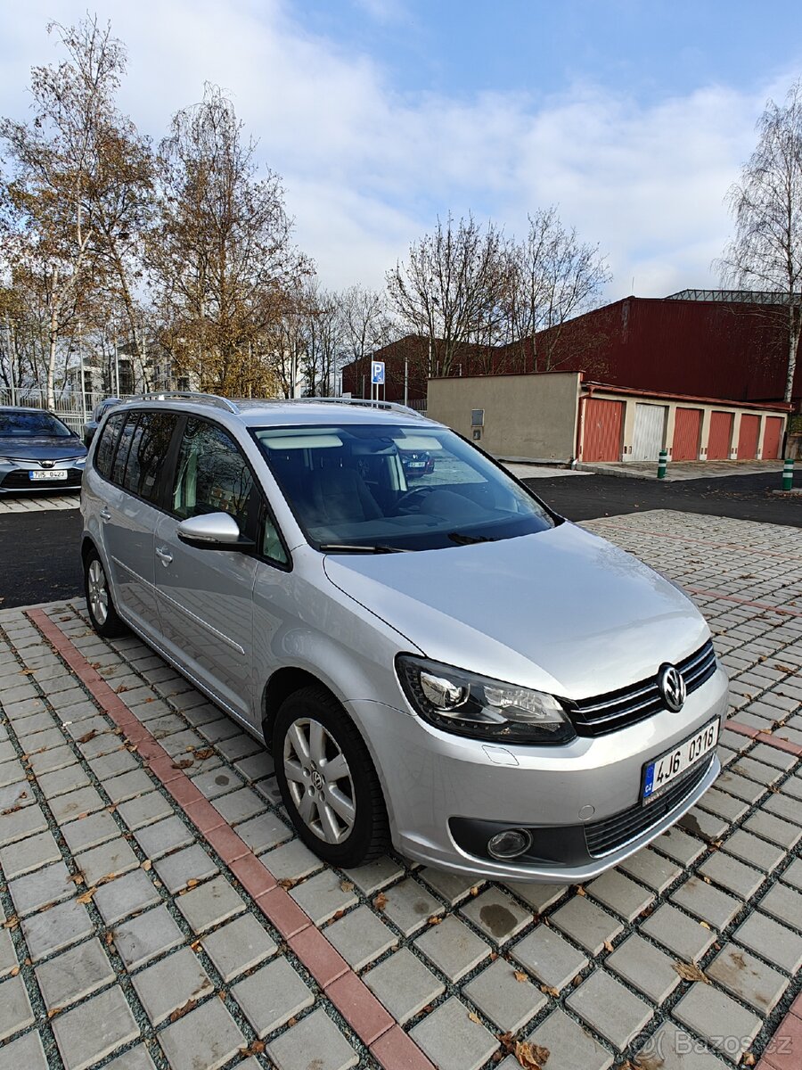 Volkswagen Touran 2.0tdi - HIGHLINE-ČR - 4