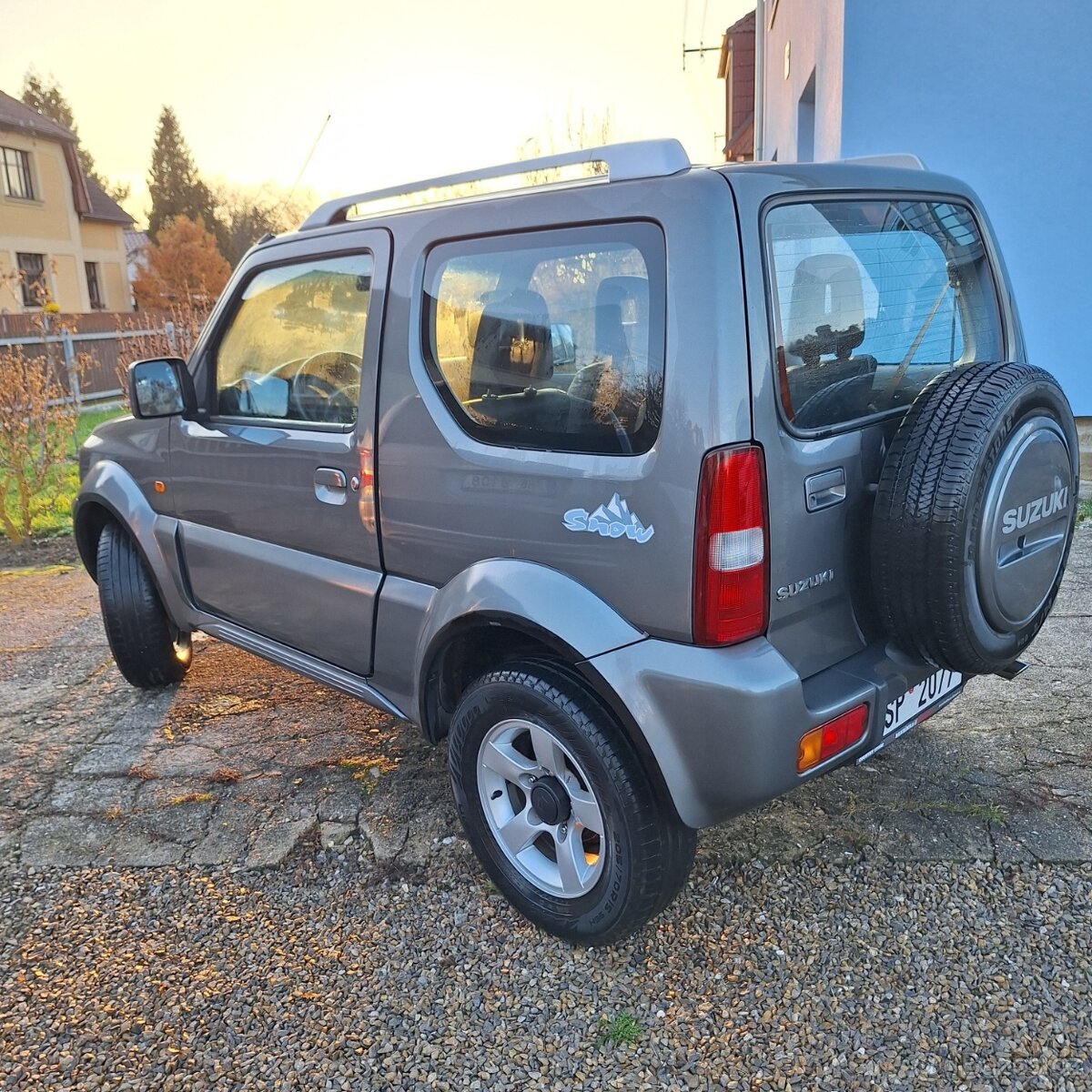 Suzuki Jimny - 4