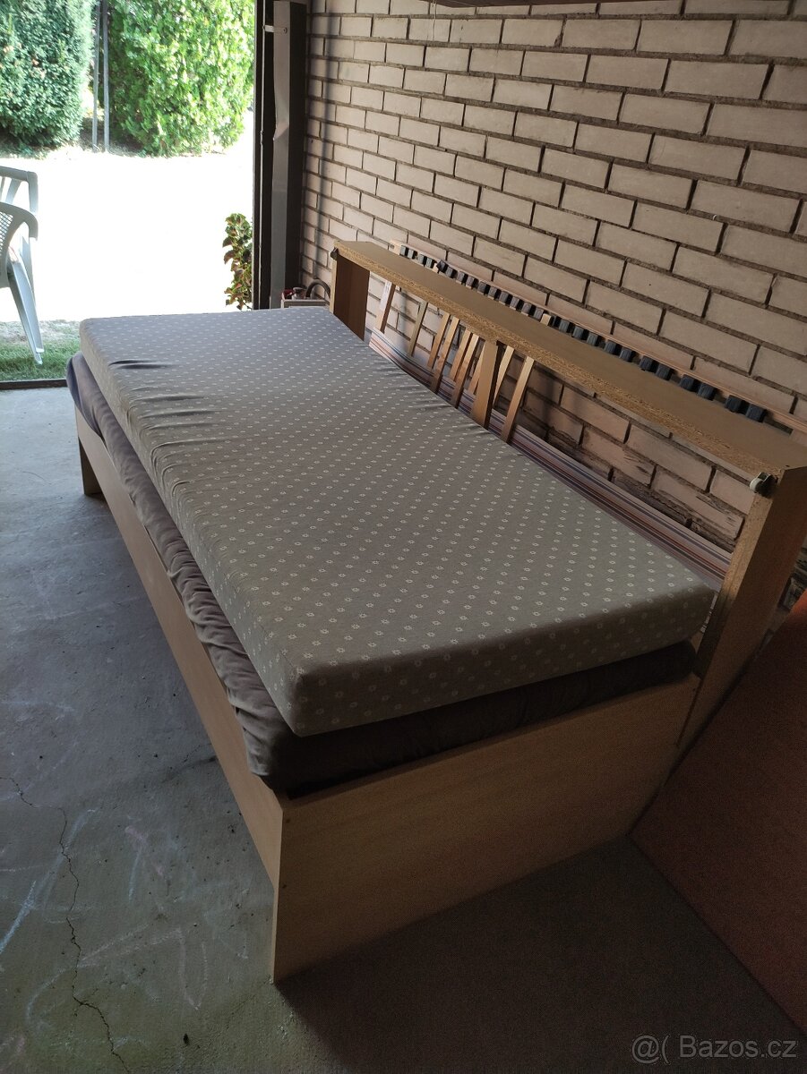 Prodám rozkládací postel - 4