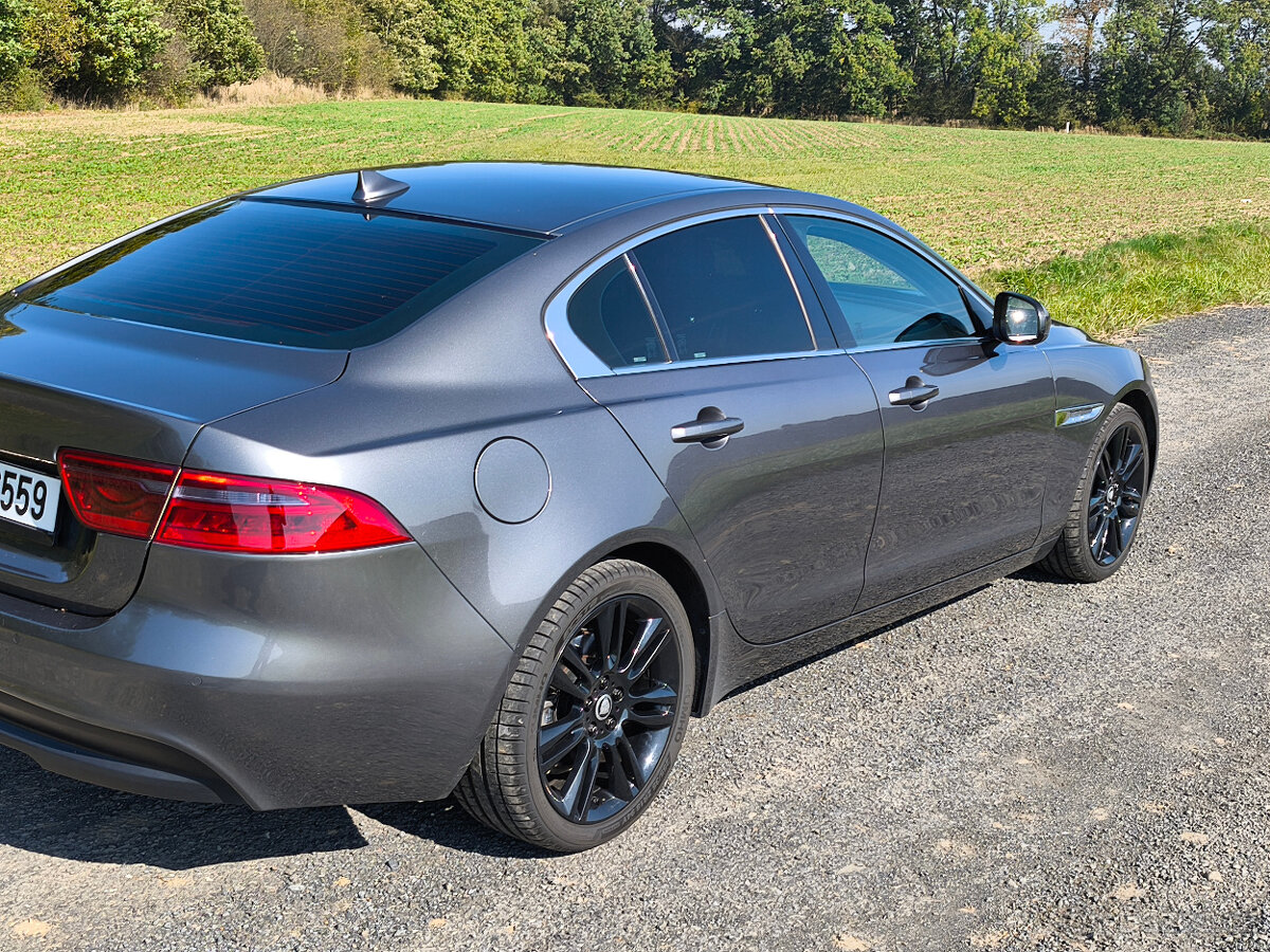 Prodám Jaguár XE 20D - 132 kW AT - 4