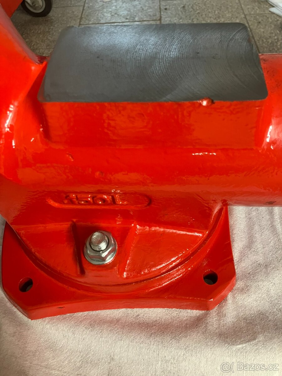 Svěrák York 150 - 4