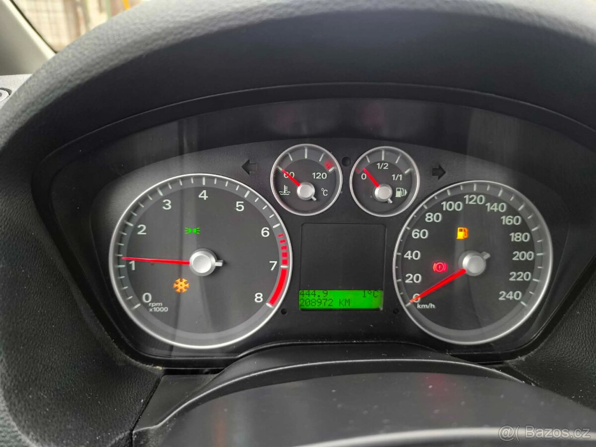 Prodám Ford C-Max 1.6 - 81kw - 4