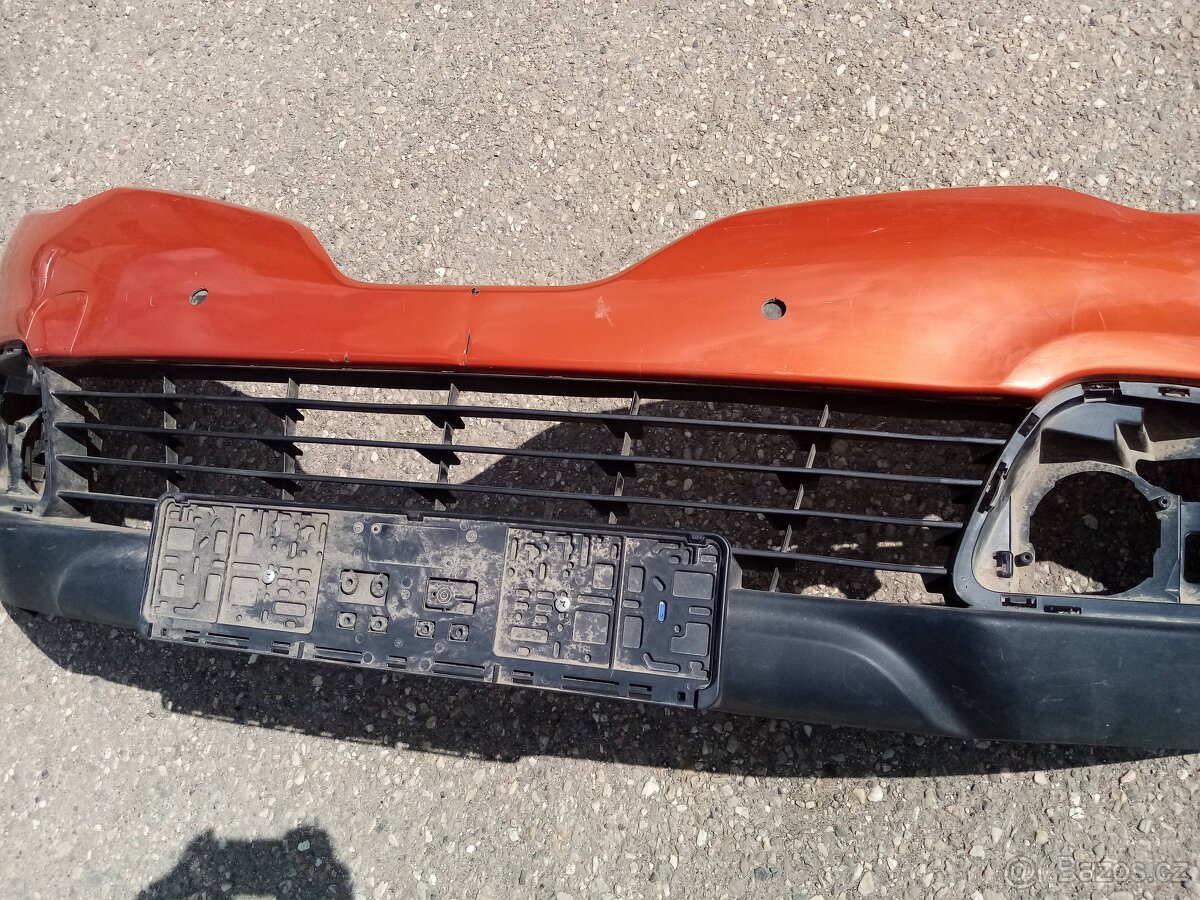 Renault Captur - přední nárazník ( 620221421R ) - 4