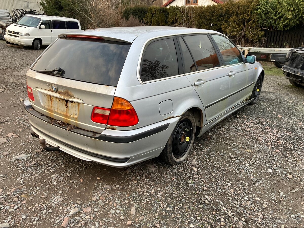 E46 320i 125kw touring - 4