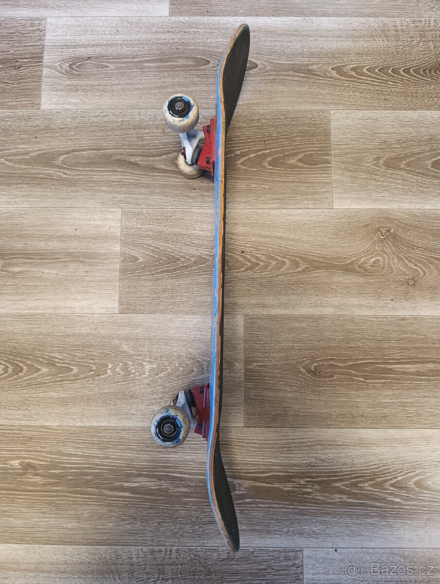 Skateboard 500kč - 4