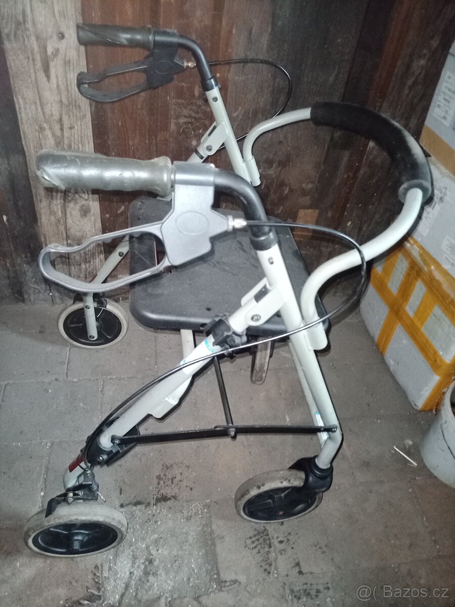 Prodám chodítko pro seniora - 4