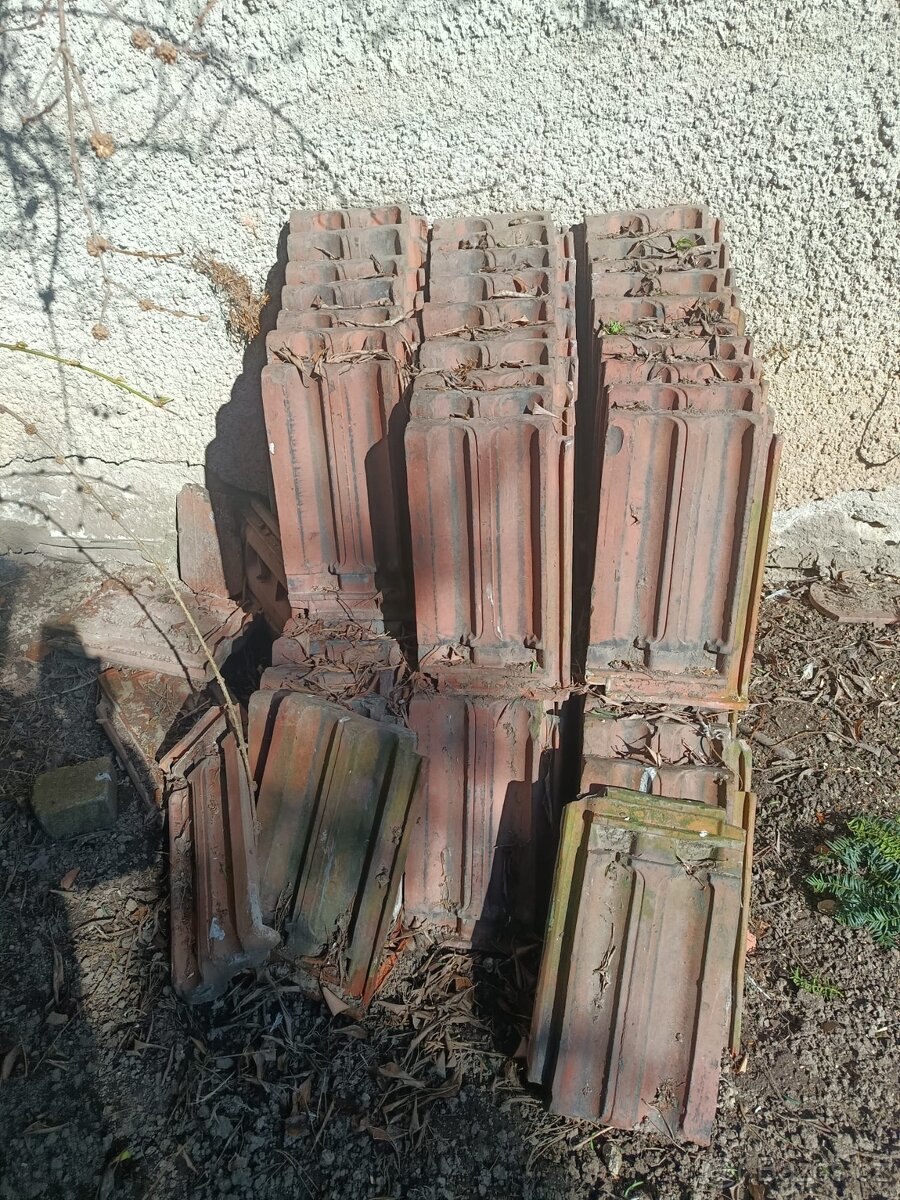 Starší střešní tašky - 4