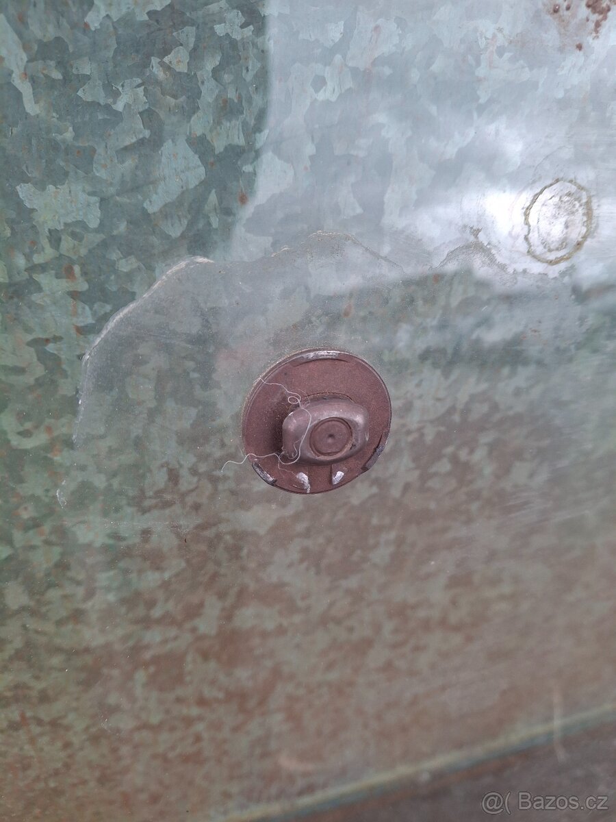 Čelní okno Felicia - 4