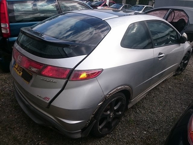 Honda Civic type -s 8gen (FN,FK) 06-11 náhradní díly - 4
