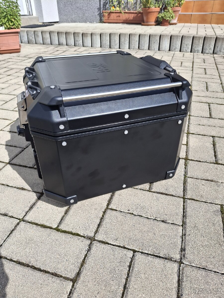 Top case GIVI s opěrkou a síťkou+plotna