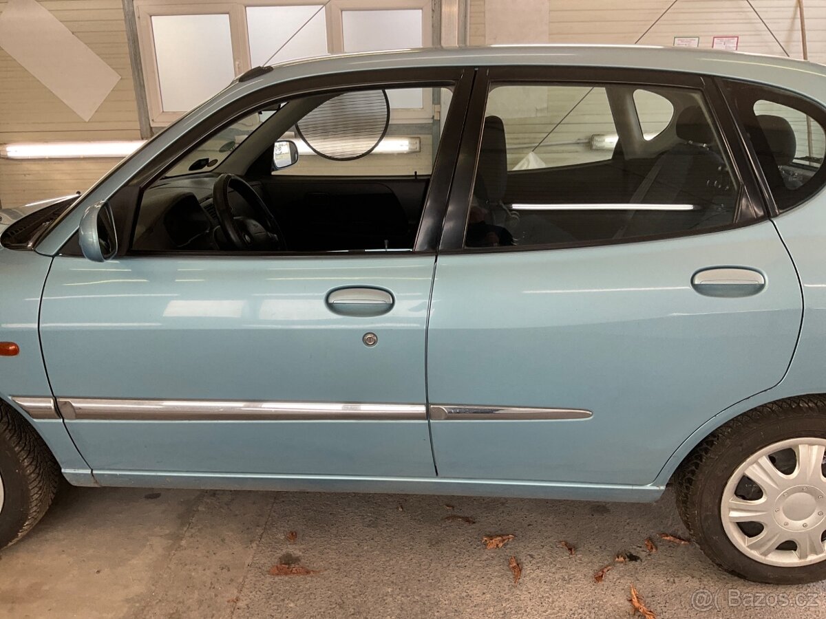 Daihatsu Sirion 1,0 TOP - 4