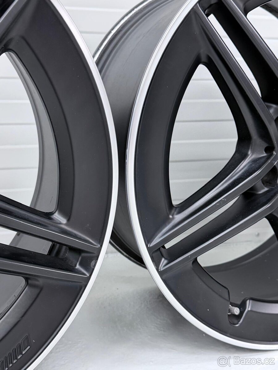 Originální litá kola Mercedes AMG R19 - 4