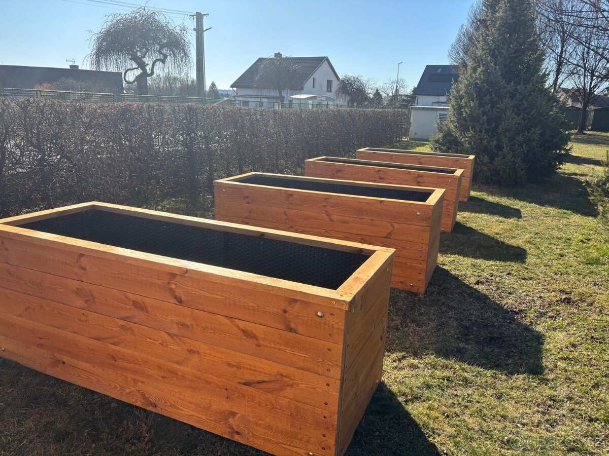 Vyvýšený záhon, květináč, truhlík - 4