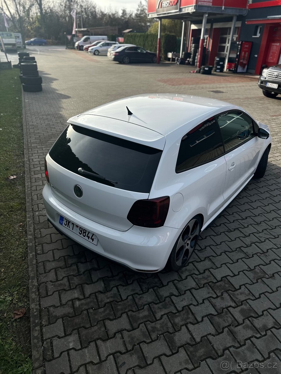 Volkswagen Polo GTI 1.4 TSI - 4