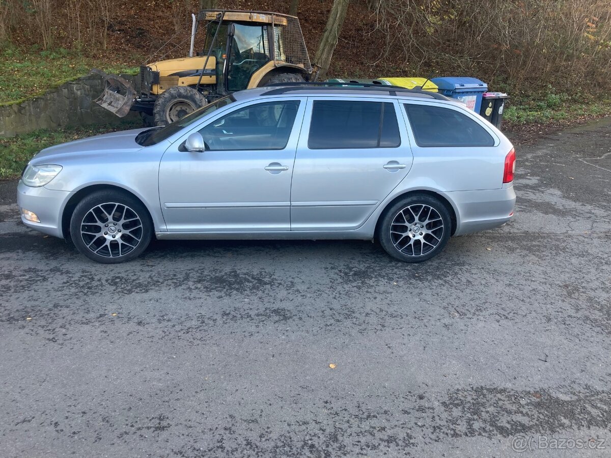 Škoda Octavia 2 kombi 1.4TSi 90kW FACELIFT - 4