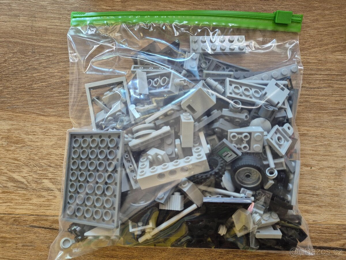 Lego creator 3v1 Rodinná dovolená v karavanu - 4