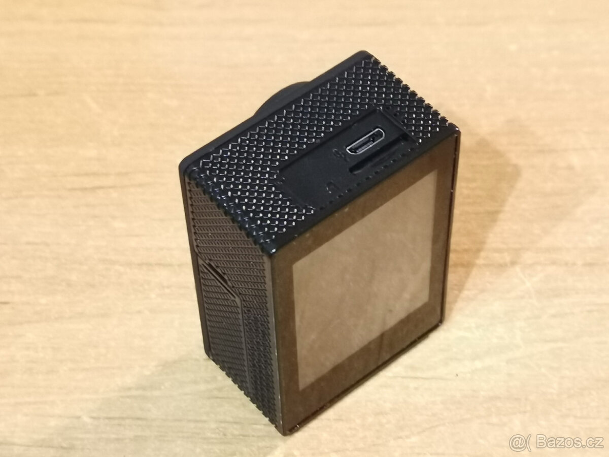 Akční kamera FullHD voděodolná, nová, komplet příslušenství - 4