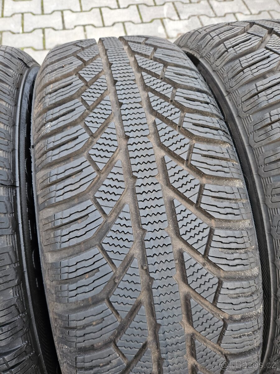 Zimní Semperit 195/60/16 - 95% - 4