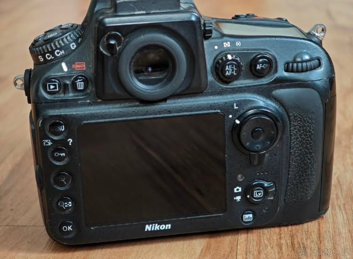 Nikon D800+2 objektivy - 4