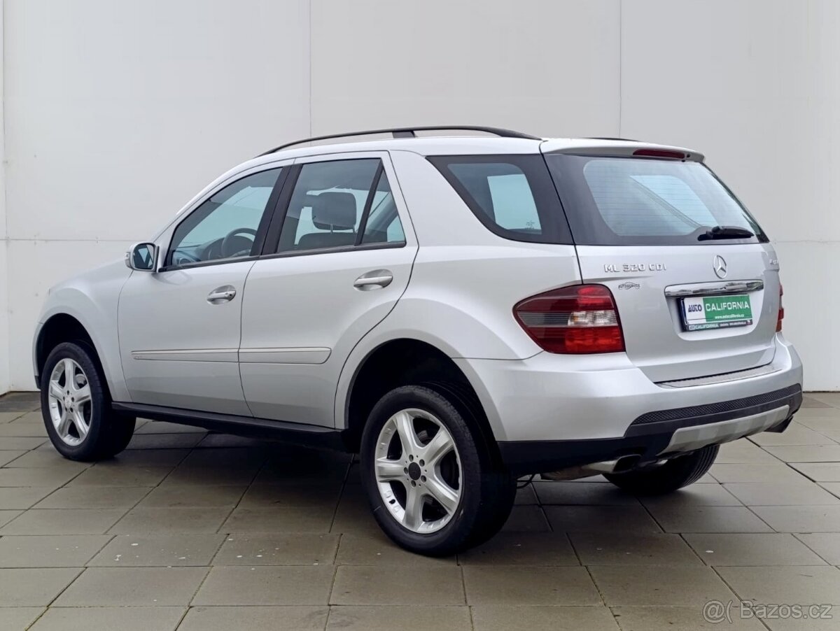 Mercedes-Benz Třídy M 320 CDi 4Matic, Navi, Xenony - 4