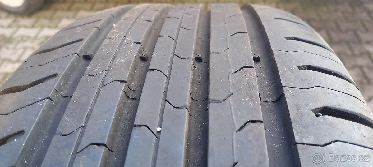 Pneu 215/55R17 Letní - 4