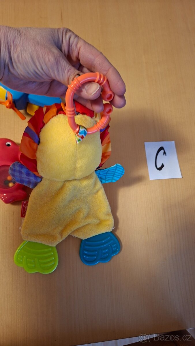 Lucka C - sada chrastítko, kousátko, lvíček - 4