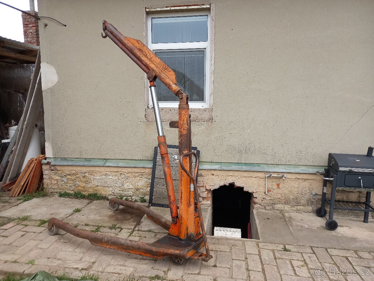 Dílenský jeřáb, zvedák, žirafa - 4